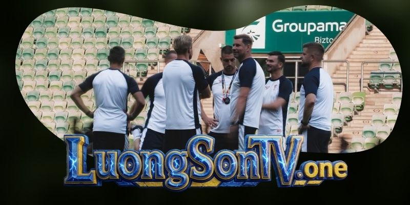 Gornik Zabrze tăng tốc bằng sức ép ở hành lang trong